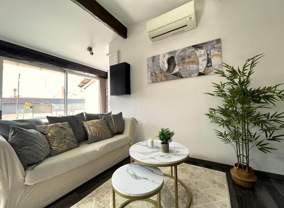 베지에 Charme Urbain Sous Les Toits-Terrasse/Clim/Parking 아파트 외부 사진